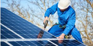 Installation Maintenance Panneaux Solaires Photovoltaïques à L'Echelle-Saint-Aurin